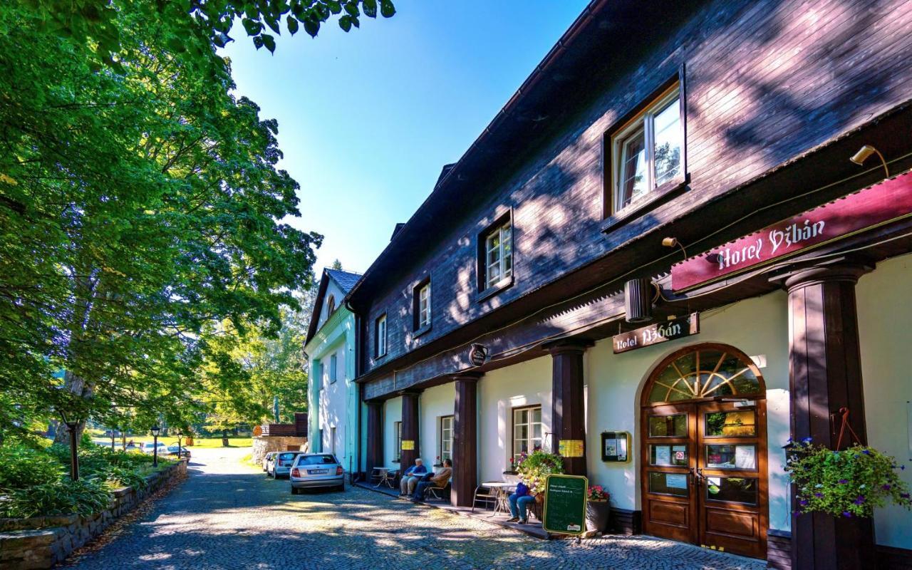 Hotel Dzban Jindrichov Zewnętrze zdjęcie
